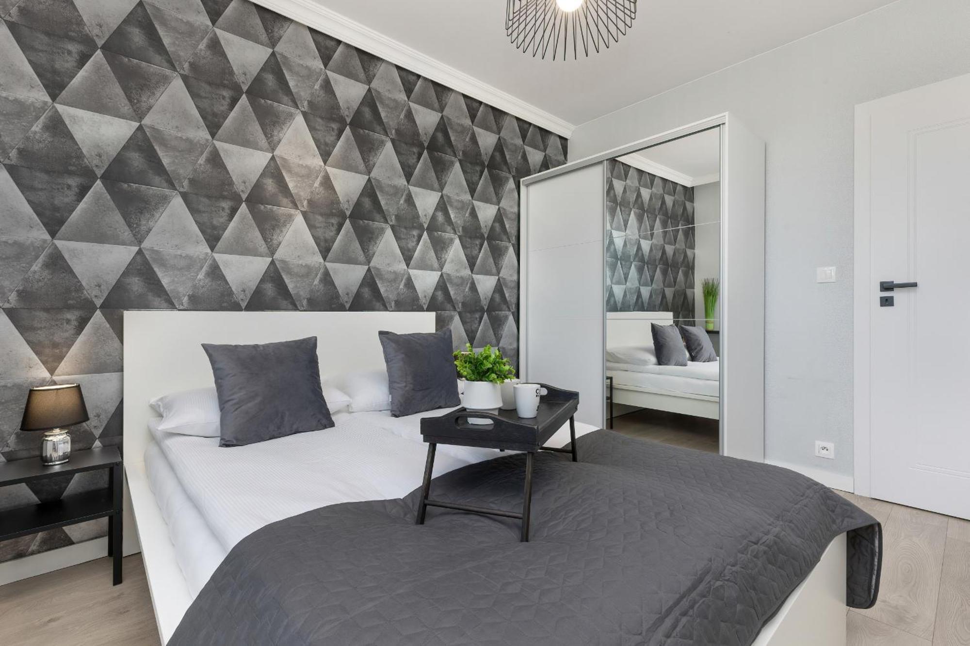 Podgorze Lipska Pet-friendly With Balcony And Parking By Renters Prestige Apartament *